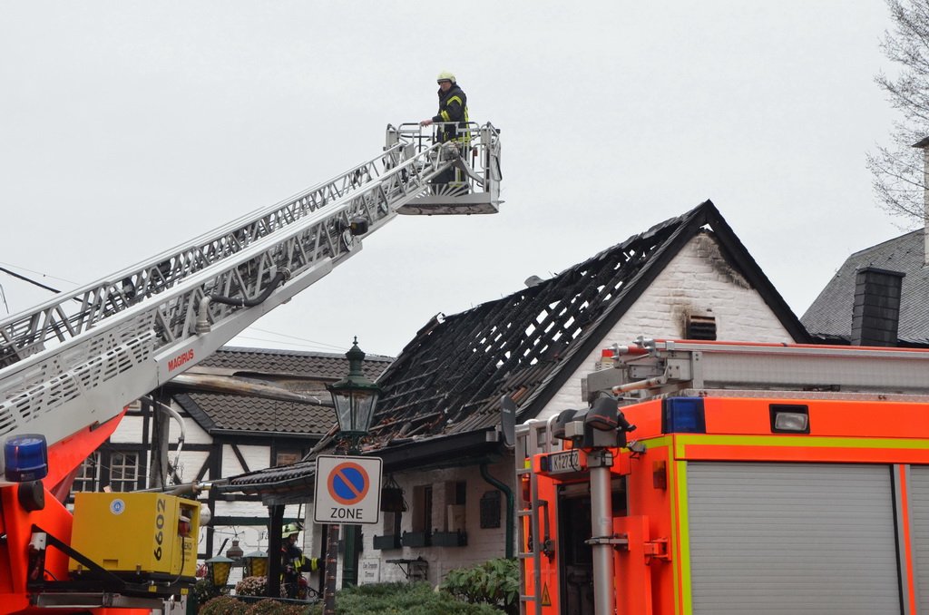 Feuer 3 Zum Treppchen Koeln Rodenkirchen Kirchstr Steinstr P389.JPG - Miklos Laubert